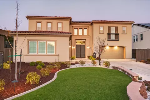 Exterior - 812 Fallen Log Ct, Rocklin, CA 95765 photo 2 of 27