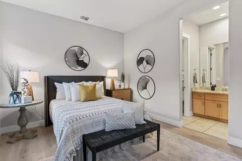 Bedroom - 812 Fallen Log Ct, Rocklin, CA 95765 photo 2 of 11