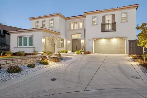 Exterior - 812 Fallen Log Ct, Rocklin, CA 95765 photo 14 of 27