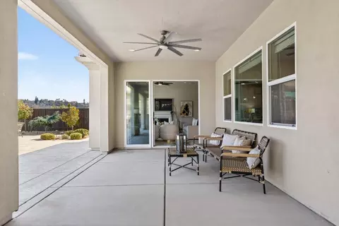 Exterior - 812 Fallen Log Ct, Rocklin, CA 95765 photo 13 of 27