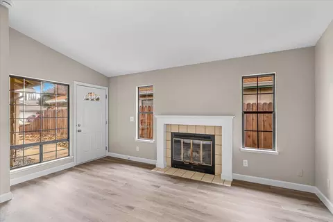 Living - 435 W Clover Rd, Tracy, CA 95376 photo 2 of 4