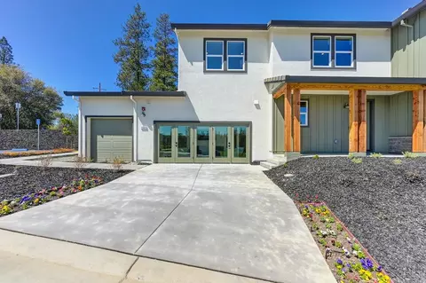 Exterior - 1008 Utah Dr, Placerville, CA 95667 photo 2 of 4