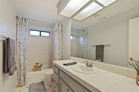 1754 Lakeshore Dr, Lodi, CA 95242 photo 21