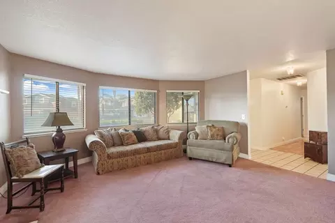 1754 Lakeshore Dr, Lodi, CA 95242 photo 2