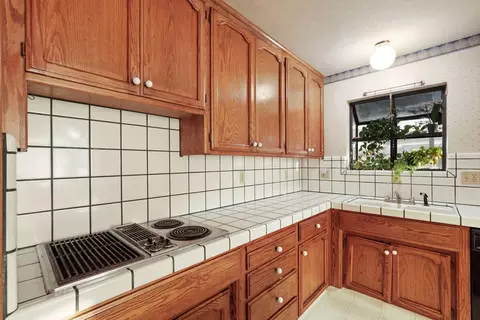 1754 Lakeshore Dr, Lodi, CA 95242 photo 10