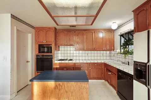 1754 Lakeshore Dr, Lodi, CA 95242 photo 8