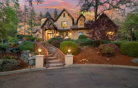 8749 Noland Ln, Fair Oaks, CA 95628