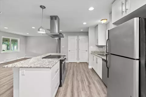 Kitchen - 20381 Nashua Rd, Sonora, CA 95370 photo 1 of 2