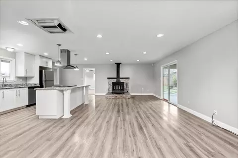 Living - 20381 Nashua Rd, Sonora, CA 95370 photo 3 of 3