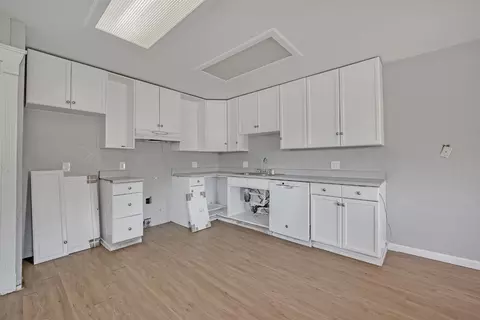 Kitchen - 5990 Barton Rd, Loomis, CA 95650 photo 3 of 3