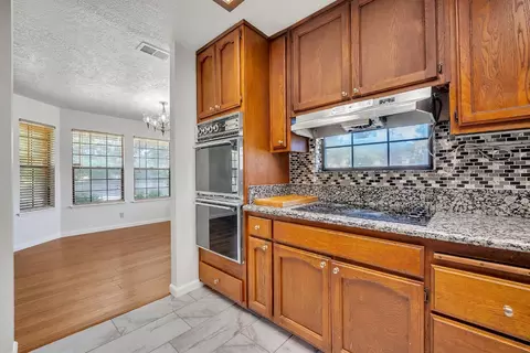 Kitchen - 5990 Barton Rd, Loomis, CA 95650 photo 2 of 3