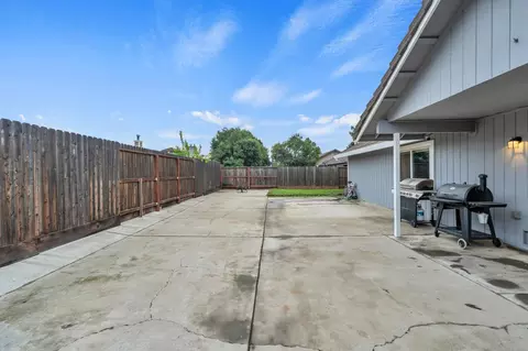 323 Emerald Oak Dr, Galt, CA 95632 photo 44