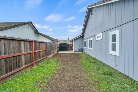323 Emerald Oak Dr, Galt, CA 95632 photo 38