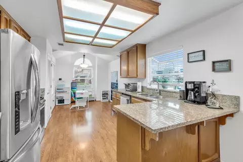 323 Emerald Oak Dr, Galt, CA 95632 photo 14