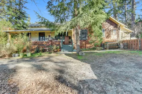 203 Race St, Grass Valley, CA 95945