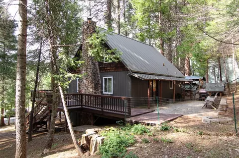 2269 Meadow Dr, Arnold, CA 95223 photo 3
