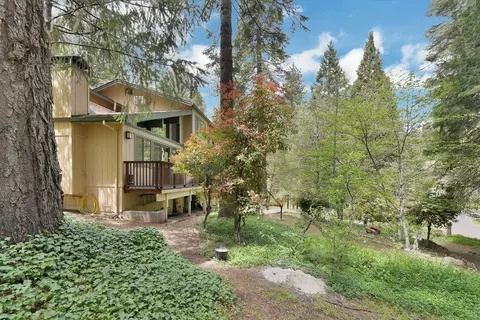 2004 Fifth Green Dr, Arnold, CA 95223 photo 4