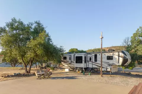 Exterior - 5535 Parrotts Ferry Rd, Vallecito, CA 95251 photo 4 of 6