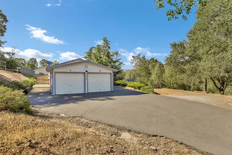1048 Feather Ct, Copperopolis, CA 95228 photo 4
