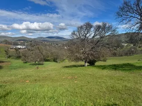 1496 Papoose Dr, Copperopolis, CA 95228