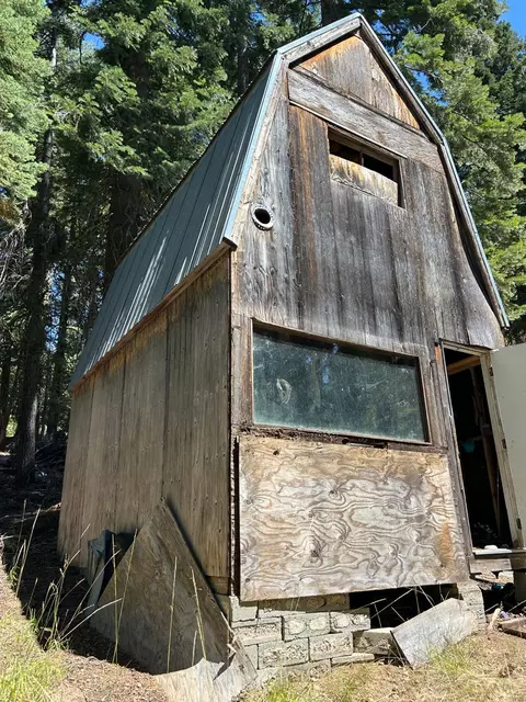 2 Blue Rock Trl, Dorrington, CA 95223