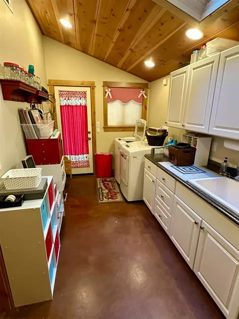 1428 Meadow Dr, Arnold, CA 95223 photo 17