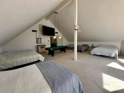 Bedroom - 466 Thomson Ln, Copperopolis, CA 95228 photo 4 of 6