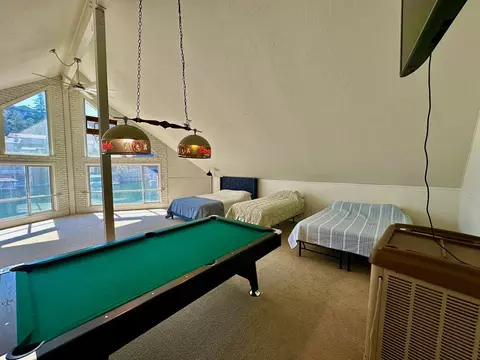 Bedroom - 466 Thomson Ln, Copperopolis, CA 95228 photo 3 of 6
