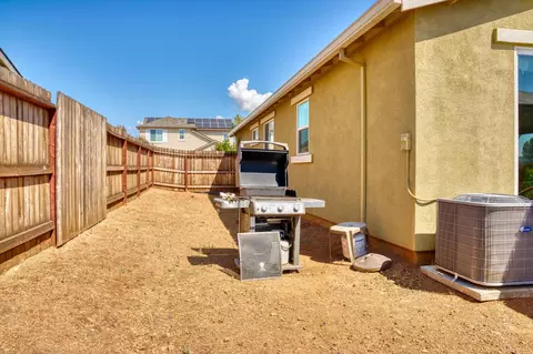 208 Raccoon Hollow Loop, Copperopolis, CA 95228 photo 30