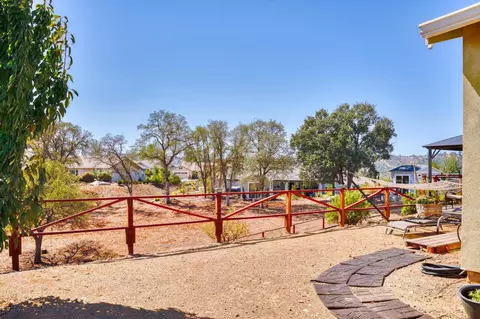 208 Raccoon Hollow Loop, Copperopolis, CA 95228 photo 25