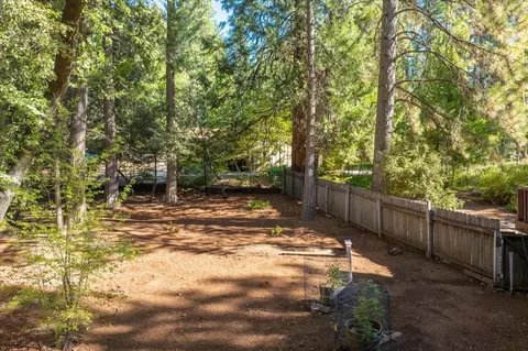 5612 Silver Saddle Ct, Hathaway Pines, CA 95233 photo 32