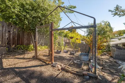 Exterior - 626 Williams St, Murphys, CA 95247 photo 5 of 11