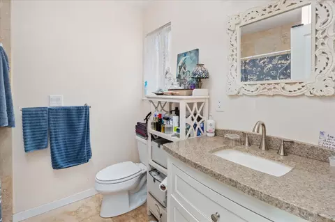 Bath - 626 Williams St, Murphys, CA 95247 photo 1 of 2