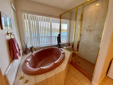 Bath - 954 Poker Flat Rd, Copperopolis, CA 95228 photo 2 of 4