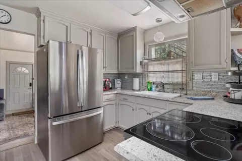 Kitchen - 2273 Flanders Dr, Arnold, CA 95223 photo 1 of 3