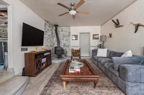 Living - 2273 Flanders Dr, Arnold, CA 95223 photo 2 of 5