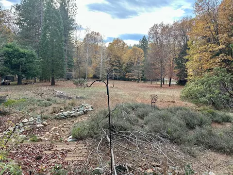 Exterior - 2273 Flanders Dr, Arnold, CA 95223 photo 18 of 20