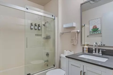 Bath - 2273 Flanders Dr, Arnold, CA 95223 photo 2 of 2