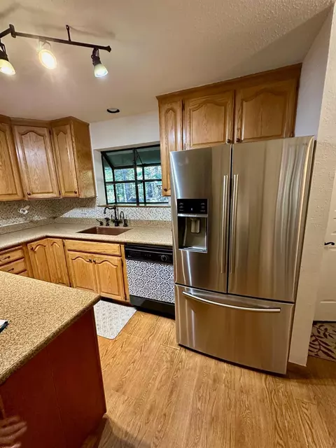 Kitchen - 3561 Highway 4, Arnold, CA 95223 photo 2 of 4
