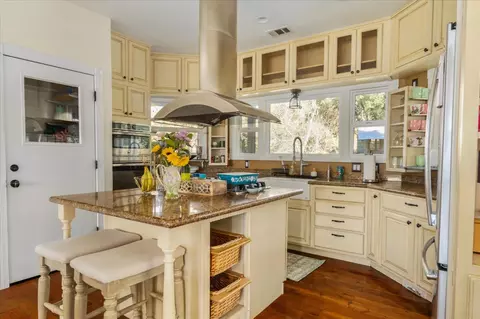 Kitchen - 1520 Coyote, Murphys, CA 95247 photo 2 of 4