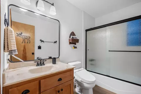 Bath - 2729 Mokelumne Rd, Arnold, CA 95223 photo 2 of 3