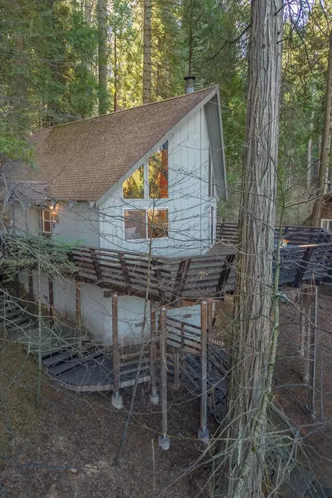 2253 Meadow Dr, Arnold, CA 95223 photo 3