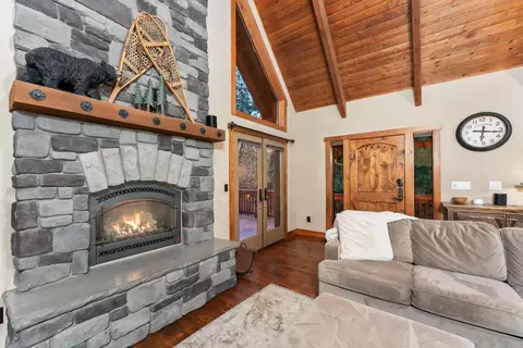 1115 Meadow Dr, Arnold, CA 95223 photo 8