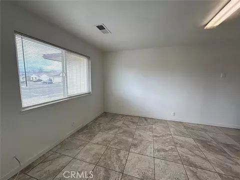 1717 Merced St, Madera, CA 93638 photo 5