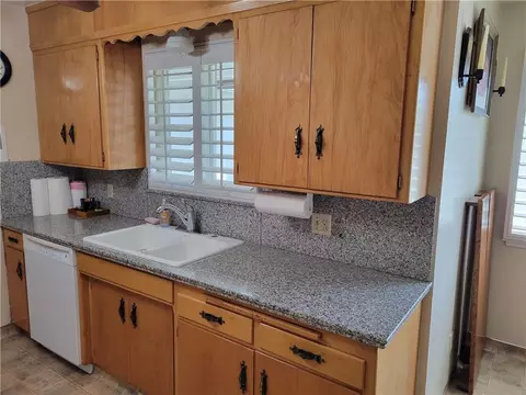 816 Orchard Ave, Madera, CA 93637 photo 10