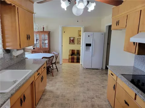 816 Orchard Ave, Madera, CA 93637 photo 9