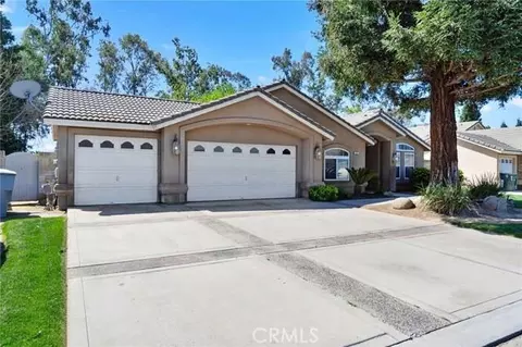 122 East, Madera, CA 93637 photo 2