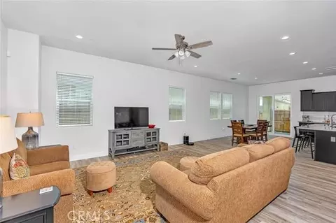 253 Peters Ln, Madera, CA 93636 photo 6