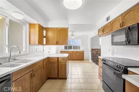 1725 Dennis Ave, Clovis, CA 93611 photo 13