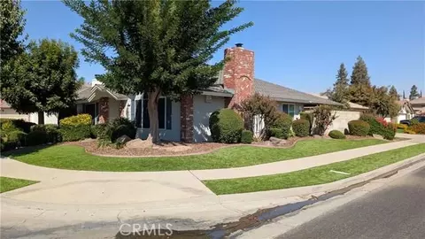 905 Suburban Ave, Madera, CA 93637 photo 2